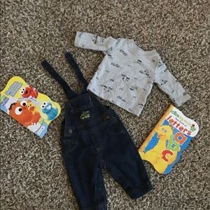 Carter’s newborn overall set